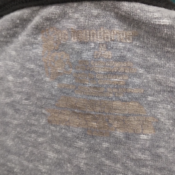 Gray & Black Babydoll Baseball Tee Women's Medium | No Boundaries - Picture 4 of 4